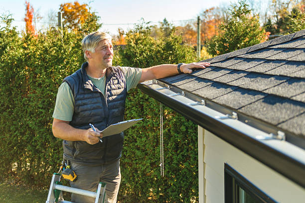 Professional Roofing technician working in Bolivar, OH